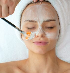 Applying a facial